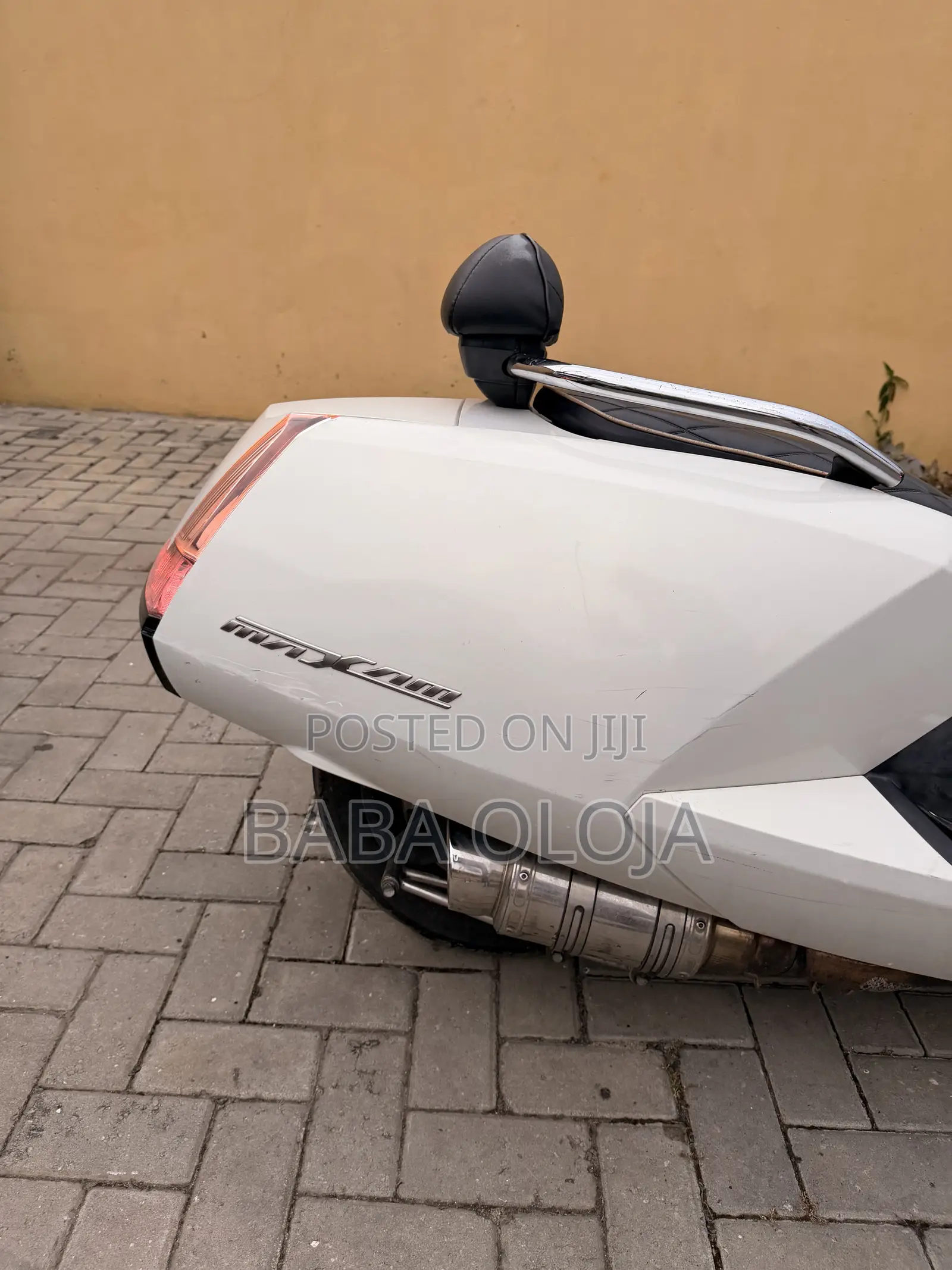 Yamaha 2012 White