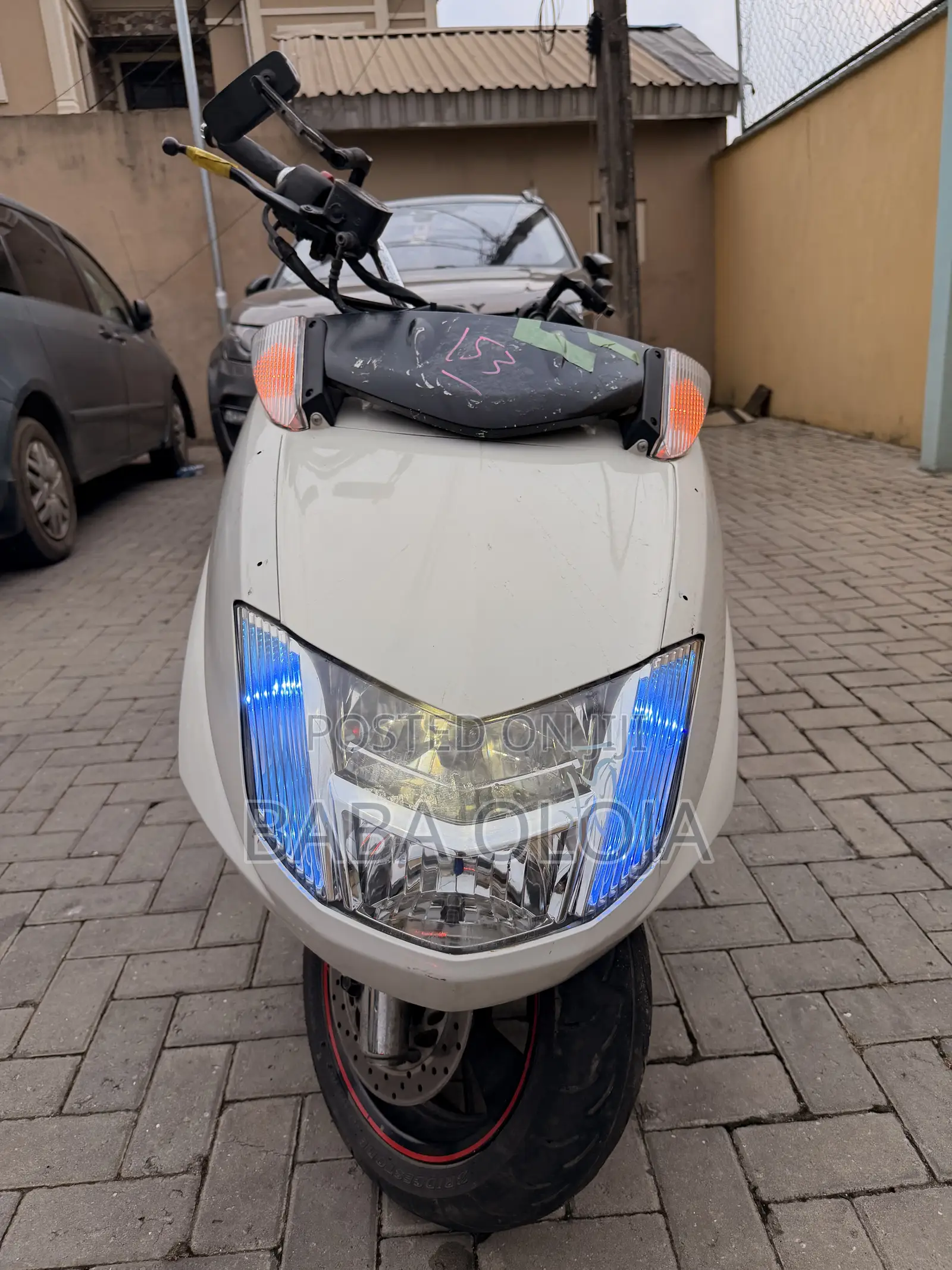 Yamaha 2012 White