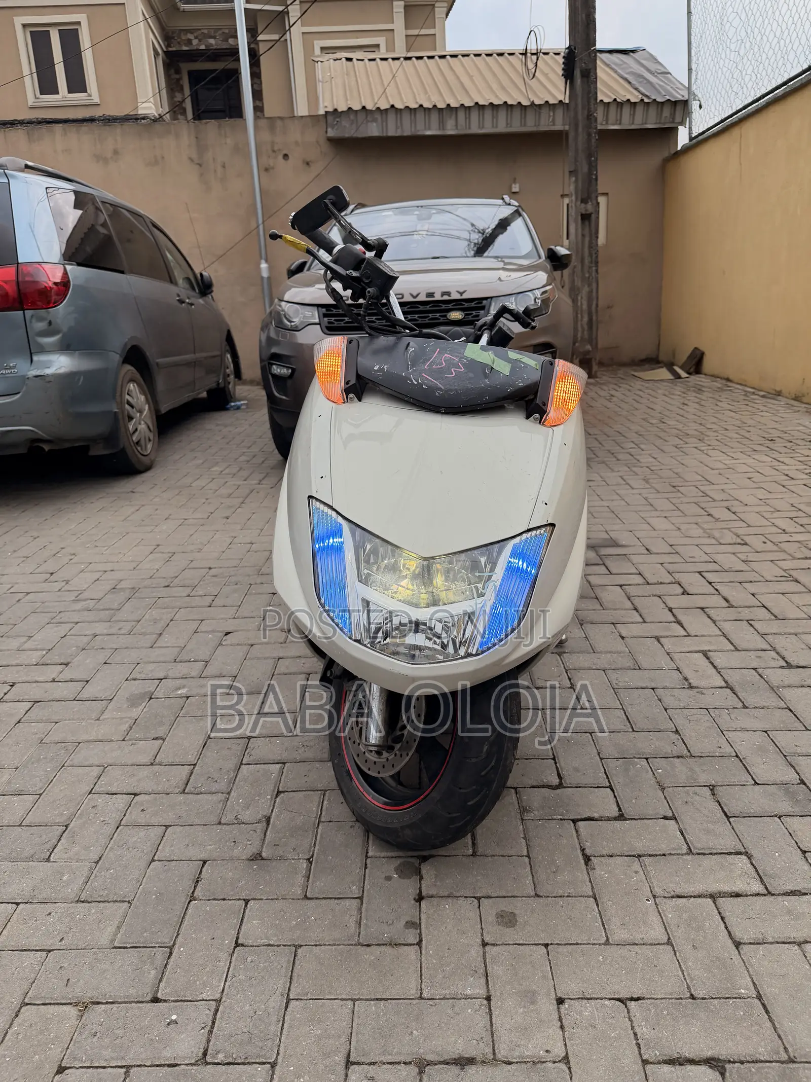 Yamaha 2012 White