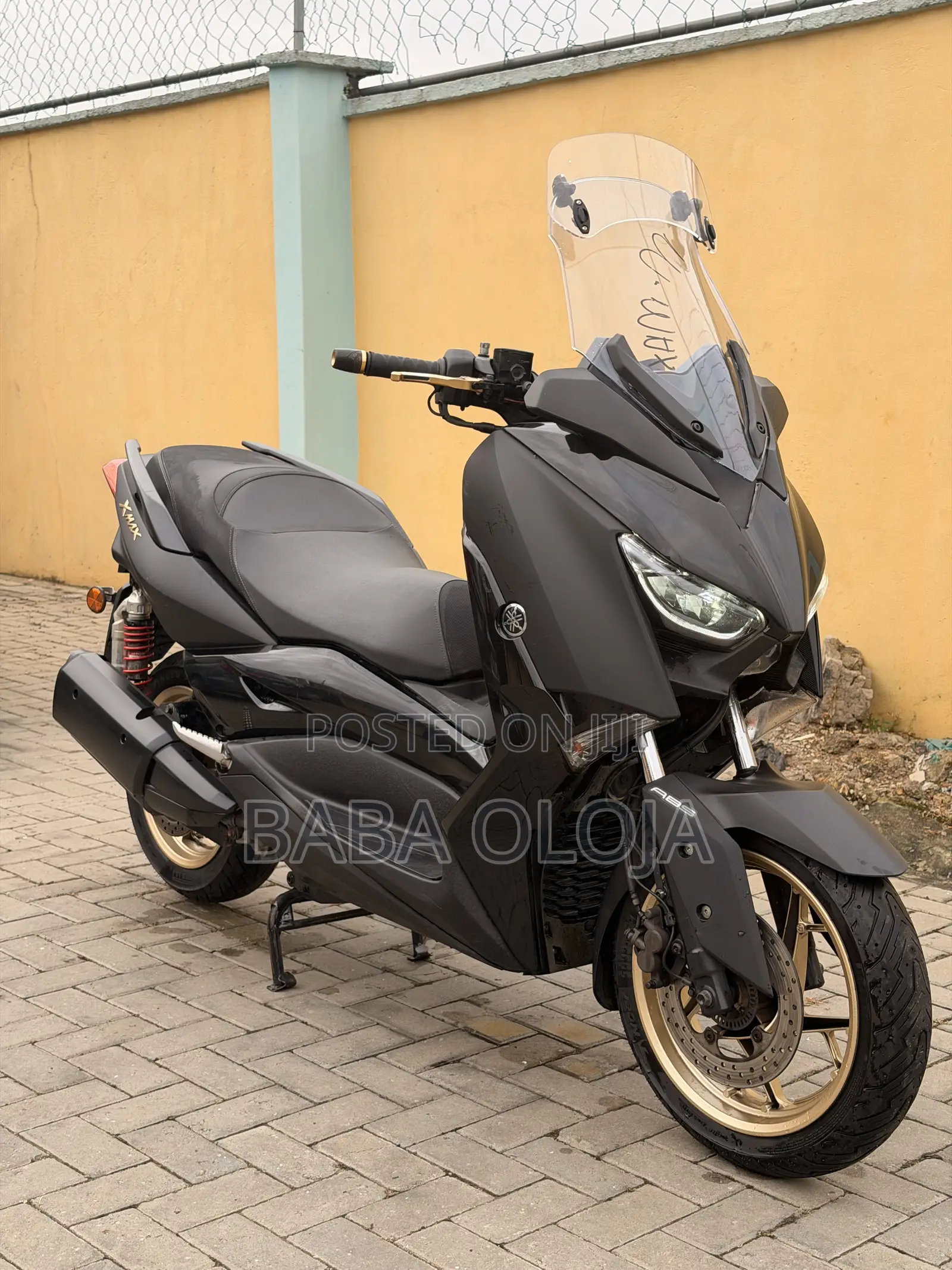 Yamaha 2020 Black
