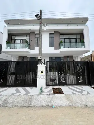 4bdrm House in Ikota for sale