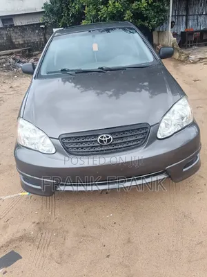 Toyota Corolla 2004 Gray