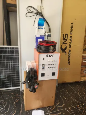 1000W Rechargeable Solar Generator With 1kWh Lithium Battery