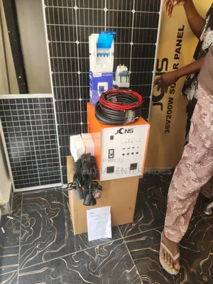 JCNS Solar Generator 1kWh + 4 DC Bulbs + 200W Panel
