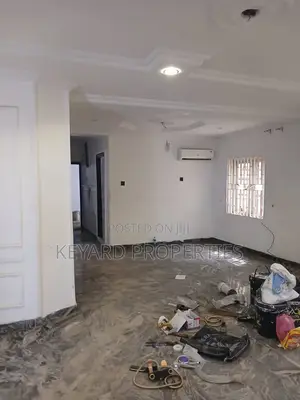 3bdrm Apartment in Wuse 2 for rent