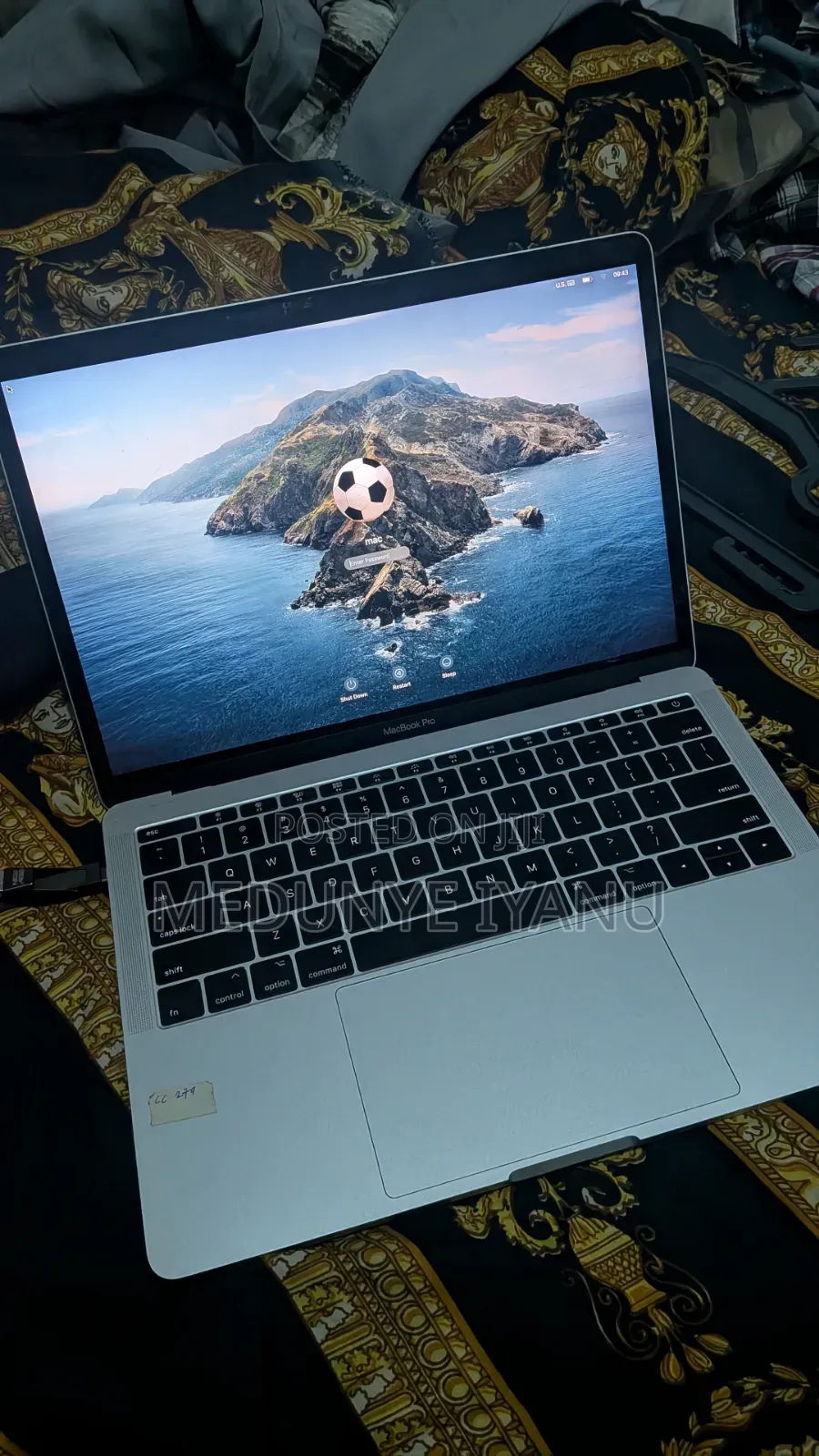 Laptop Apple MacBook Pro 2017 8GB Intel Core i5 HDD+SSD 128GB