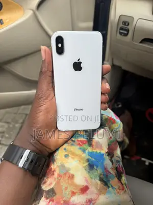 Apple iPhone X 64 GB White