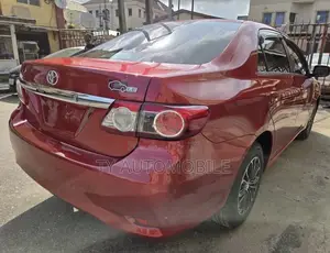 Toyota Corolla 2011 Red