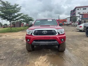 Toyota Tacoma 2013 Red