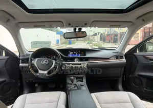 Lexus ES 2015 Black