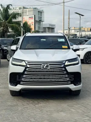 Lexus LX 600 2023 White