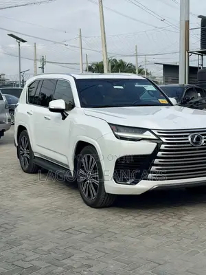 Lexus LX 600 2023 White
