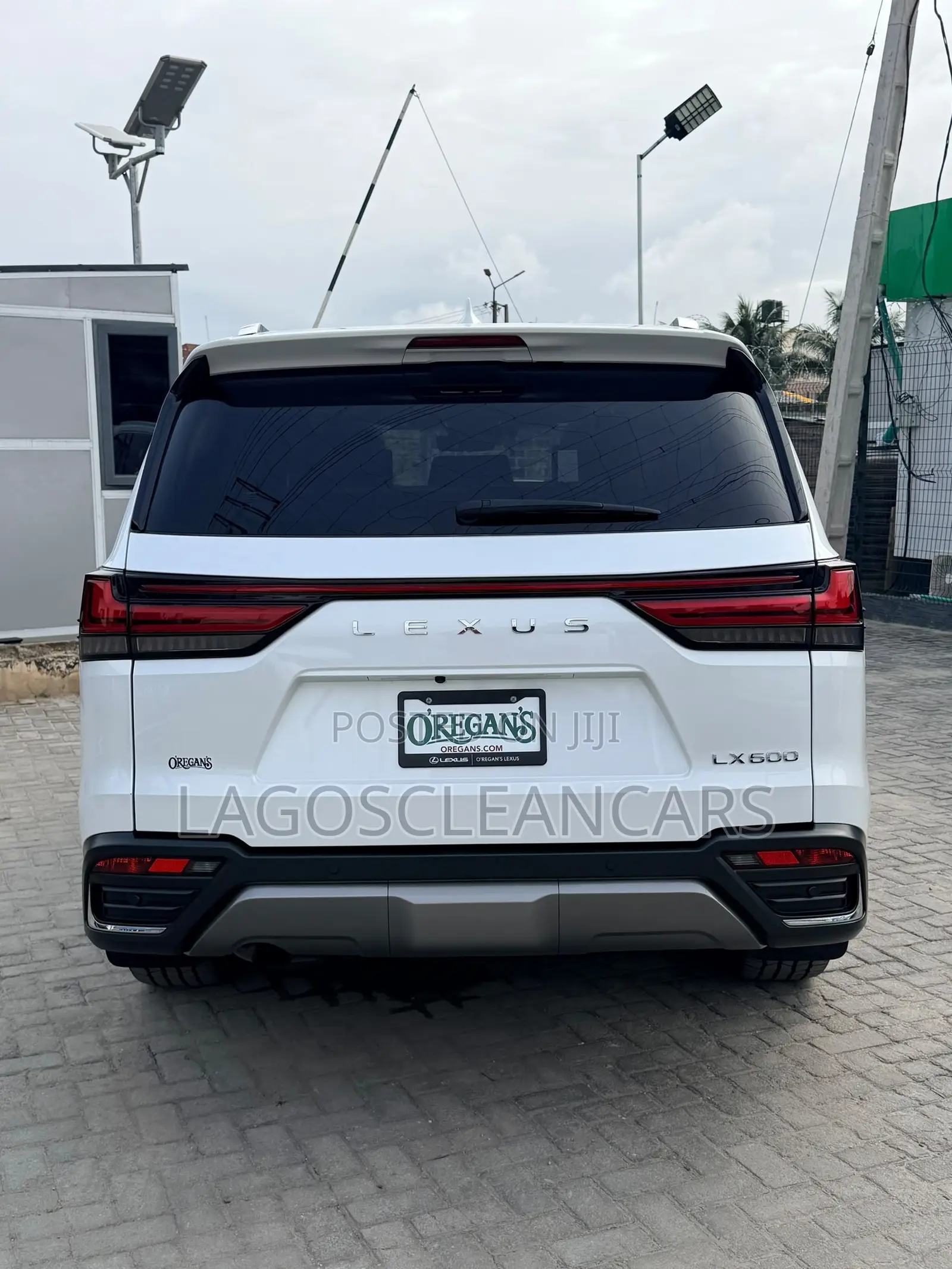 Lexus LX 600 2023 White