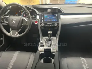 Honda Civic Sport Touring Hatchback 2018 White