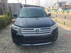 Toyota Highlander Hybrid 2013