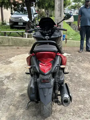 Honda 2012 Red