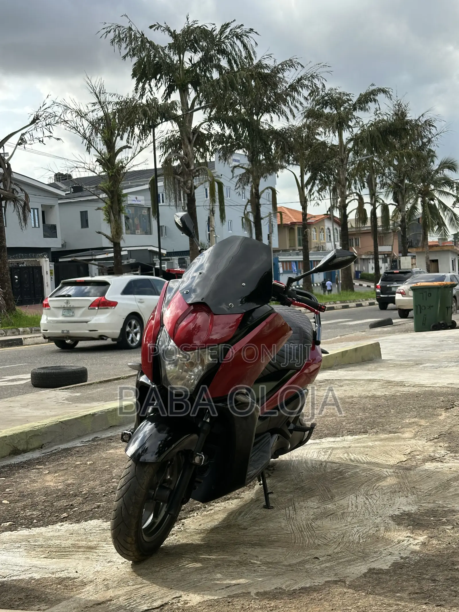 Honda 2012 Red
