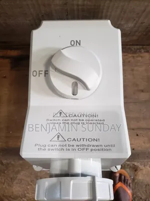 Interlocking Socket