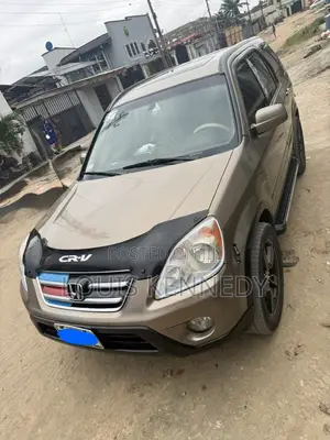 Honda CR-V 2006 Gold
