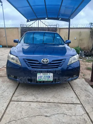 Toyota Camry Base 4dr Sedan (2.4L 4cyl 5M) 2009 Blue