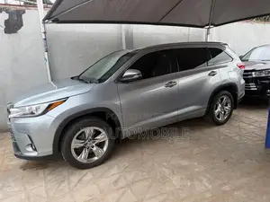 Toyota Highlander 2016 Silver