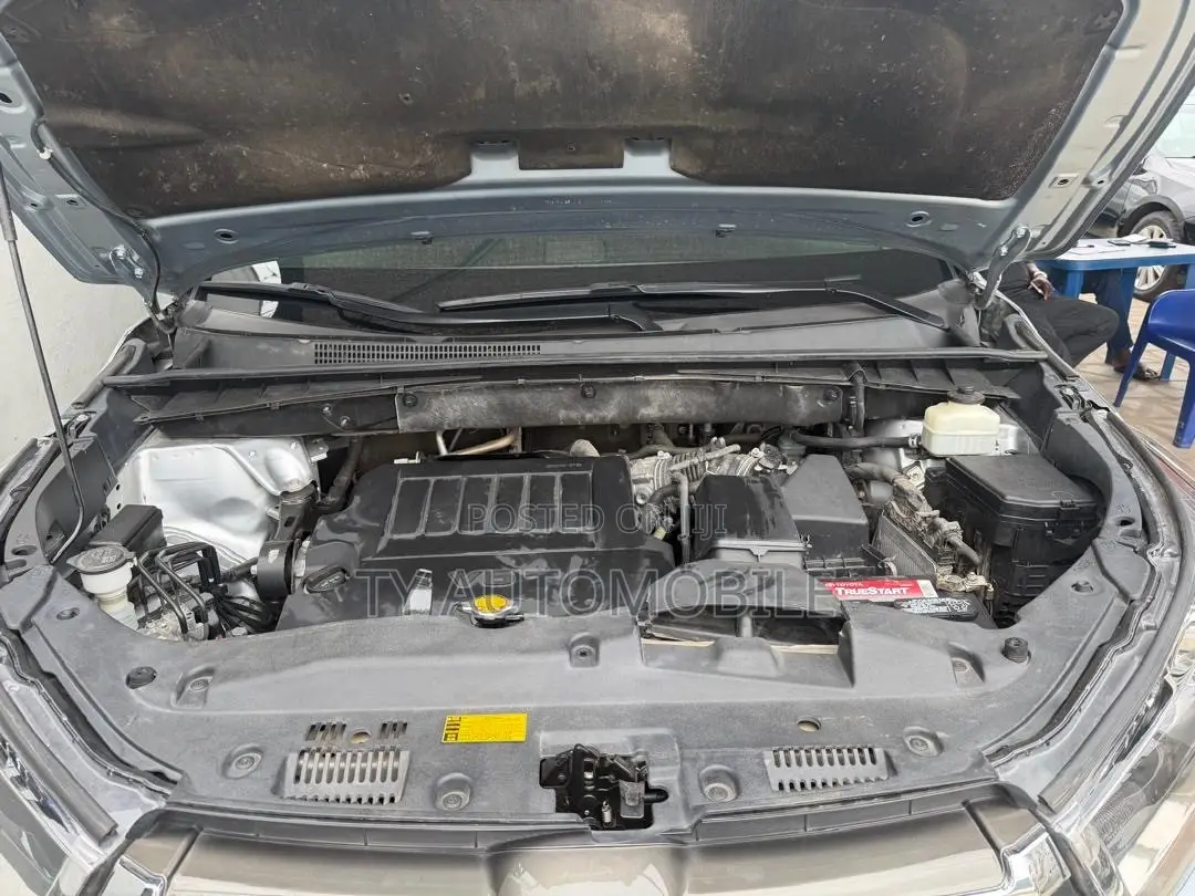 Toyota Highlander 2016 Silver