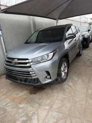 Toyota Highlander 2016 Silver