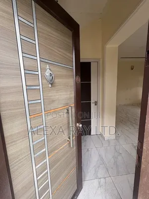Studio Apartment in Chevron for rent
