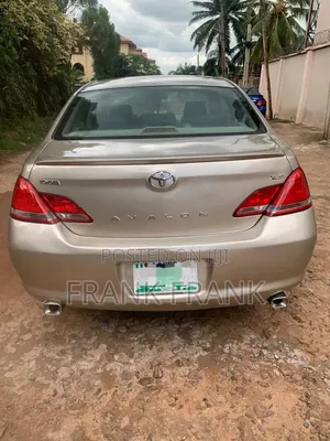 Toyota Avalon 2008 Gold