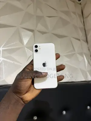 Apple iPhone 11 128 GB White