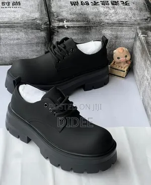 Lace-Up Fashion Shoes
