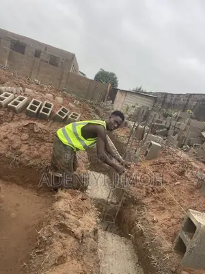 Building Contractor