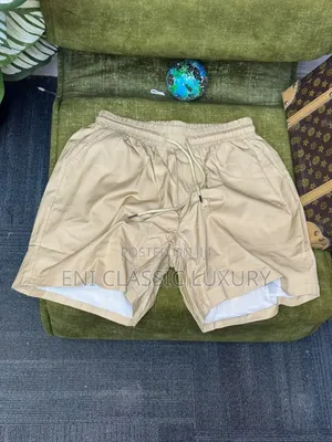 High Demand Luxury Men's Cargo Shorts Best Quality Well Branded