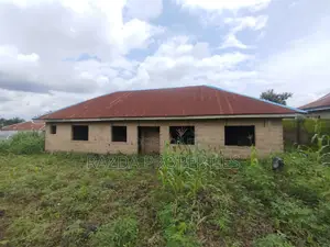 3bdrm Bungalow in Ile Funfun Area, Ife for sale