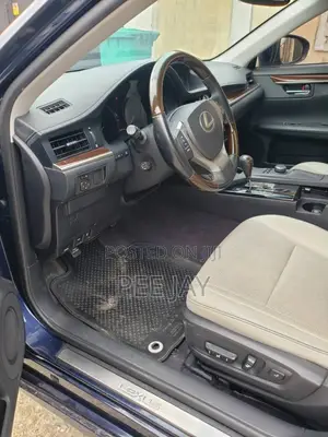 Lexus ES 2015 Blue