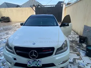 Mercedes-Benz C300 2012 White