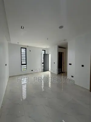 4bdrm Duplex in Ikota Gra for sale