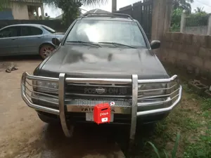 Nissan Pathfinder 1998 Gray