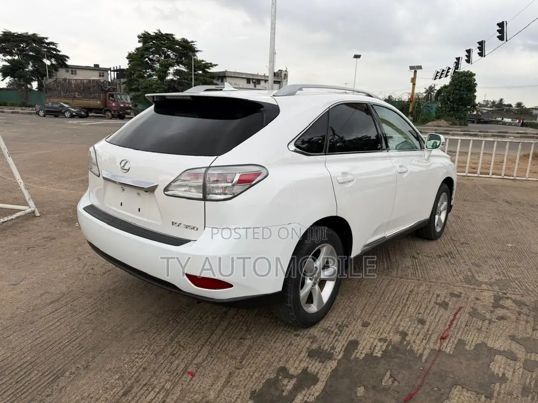 Lexus RX 2011 White