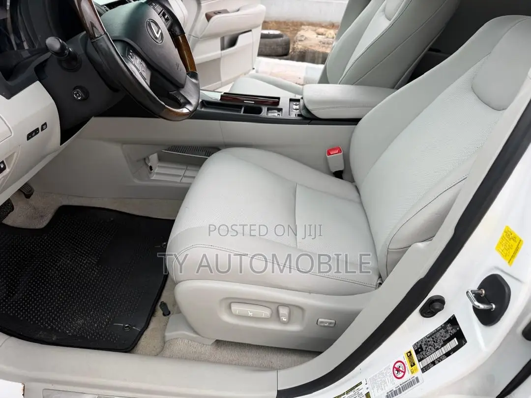 Lexus RX 2011 White