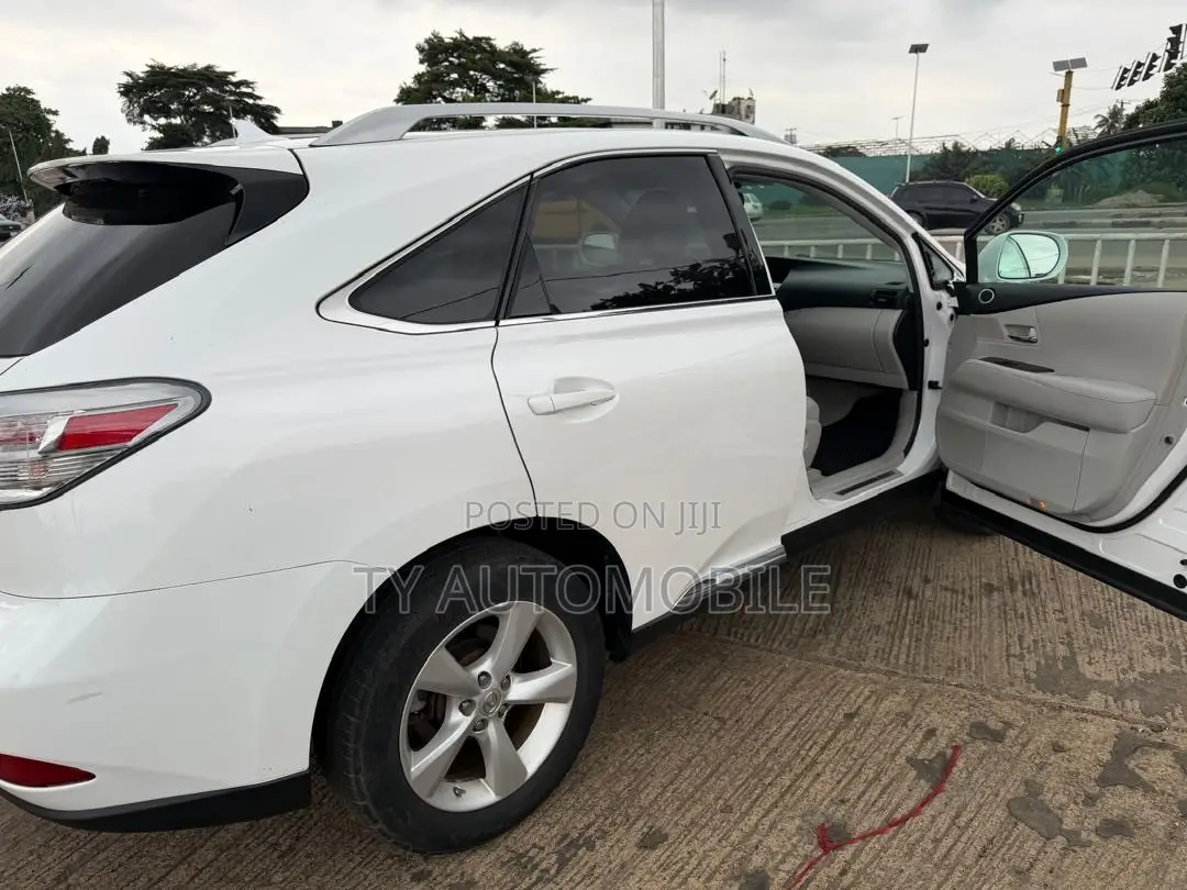 Lexus RX 2011 White