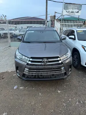 Toyota Highlander 2019 Gray