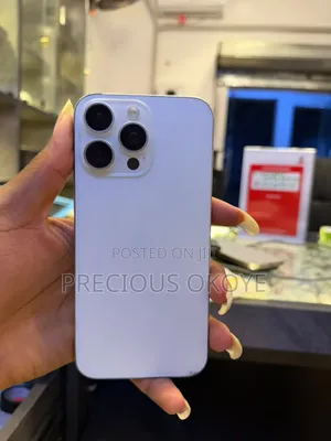 Apple iPhone 15 Pro Max 256 GB White