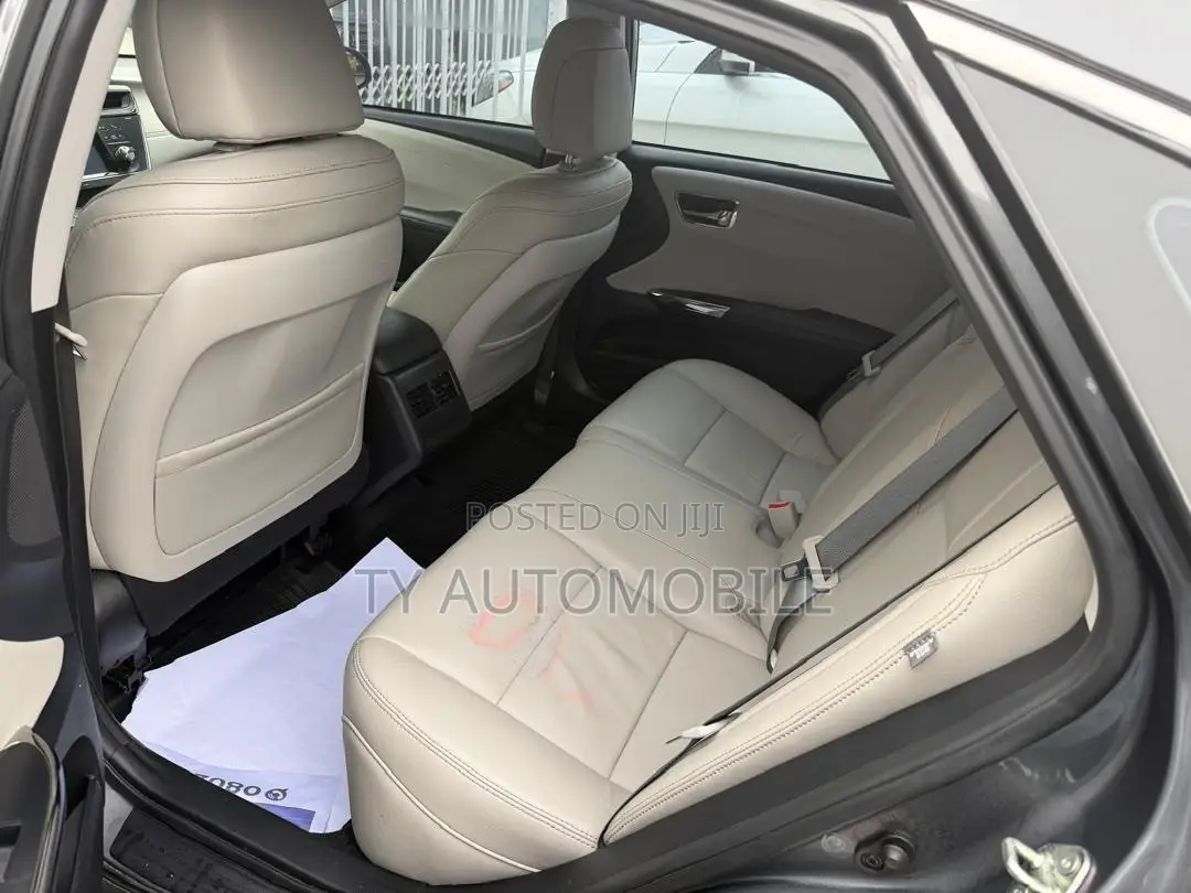 Toyota Avalon 2017 Gray
