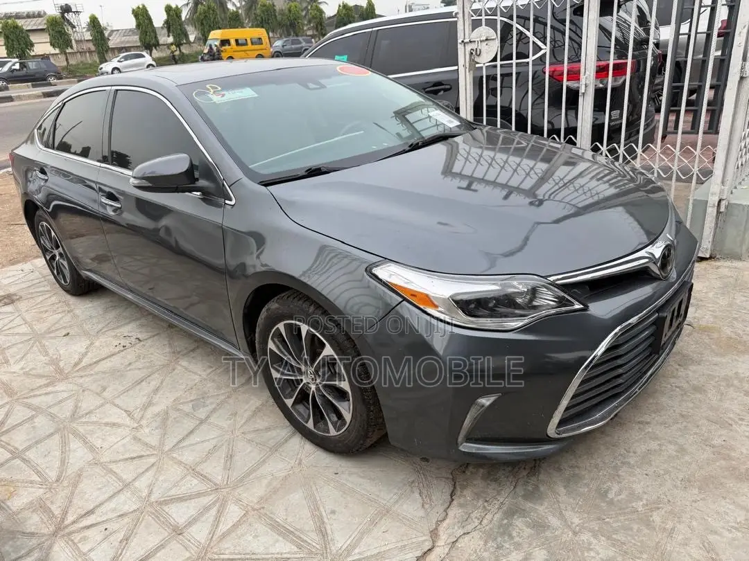 Toyota Avalon 2017 Gray