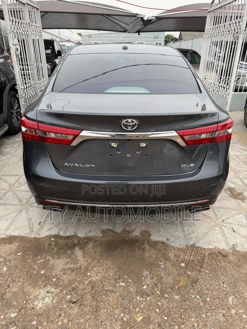 Toyota Avalon 2017 Gray