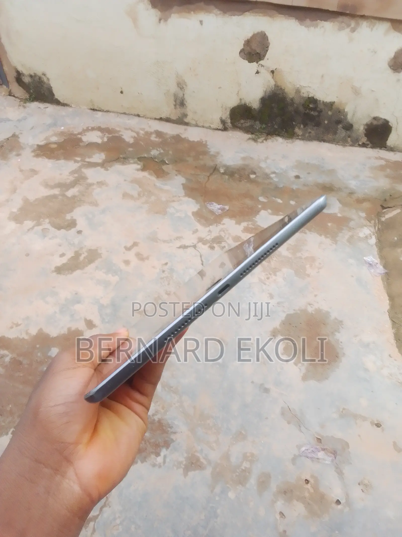 Apple iPad 10.2 (2021) 64 GB Gray