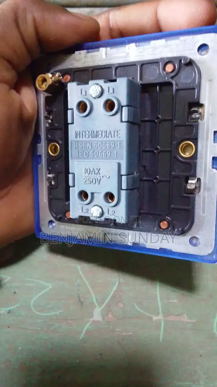 Intermediate Switches