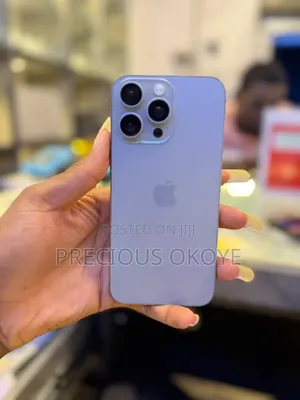 Apple iPhone 15 Pro Max 256 GB White