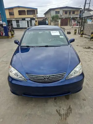 Toyota Camry LE 4dr Sedan (2.4L 4cyl 5A) 2006 Blue